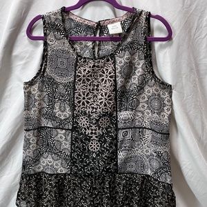 Beautiful sleeveless blouse